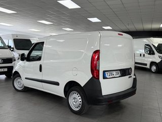 Fiat Doblò Cargo Base 1.3 Multijet 90cv E5+ SIN PUERTA LATERAL