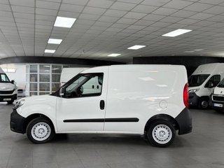Fiat Doblò Cargo Base 1.3 Multijet 90cv E5+ SIN PUERTA LATERAL