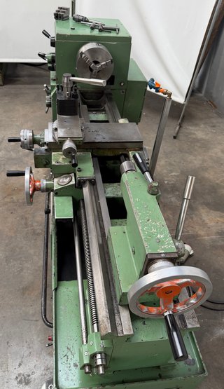 Torno Pinacho modelo L1 180 x 1100mm e.p