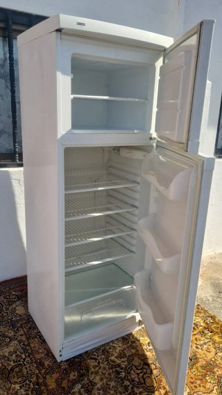 Nevera Zanussi blanca.posibilidad trasporte