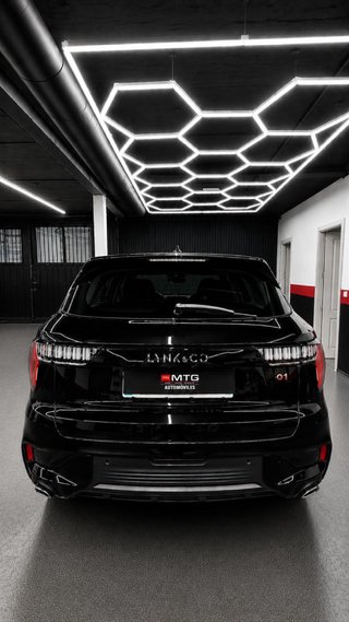 LYNK & CO 01 2023