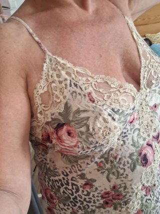 Camisón seda con encaje floral
