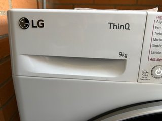 Lavadora LG ThinQ 9kg