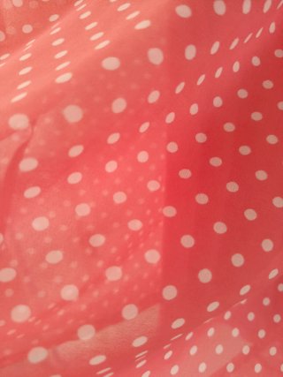 Vestido rosa lunares