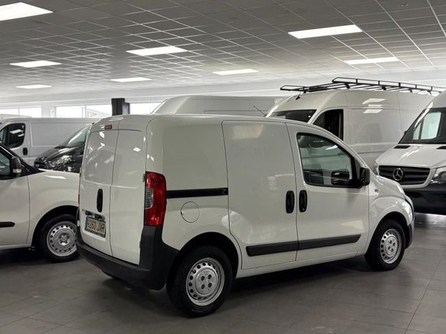 Fiat Fiorino Cargo Base 1.3 Mjet 55kW E5+ Clase 2