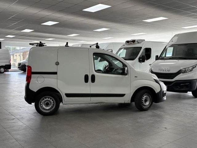 Fiat Fiorino Cargo Base 1.3 Mjet 59kW (80CV) E6