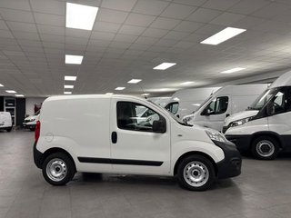 Fiat Fiorino Cargo Base N1 1.3 MJet 59 kW (80 CV) N1