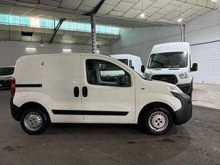 Fiat Fiorino Cargo Base 1.3Mjet 75cv E5+ Clase 2 Cargo Base 1.3Mjet 75cv E5+ Clase 2