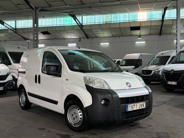 Fiat Fiorino Cargo Base 1.3Mjet 75cv E5+ Clase 2 Cargo Base 1.3Mjet 75cv E5+ Clase 2