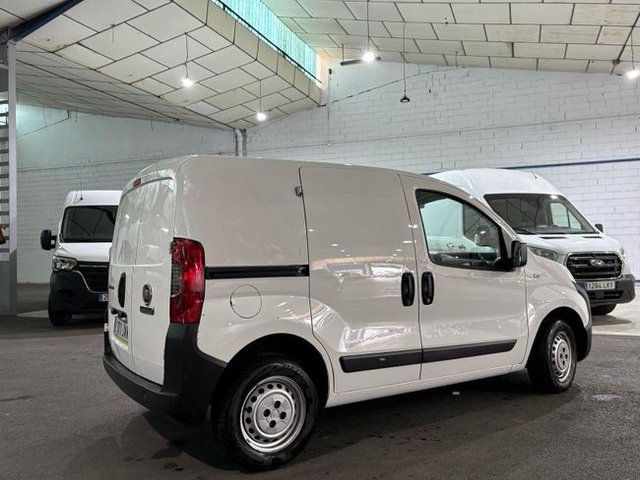 Fiat Fiorino Cargo Base 1.3Mjet 75cv E5+ Clase 2 Cargo Base 1.3Mjet 75cv E5+ Clase 2