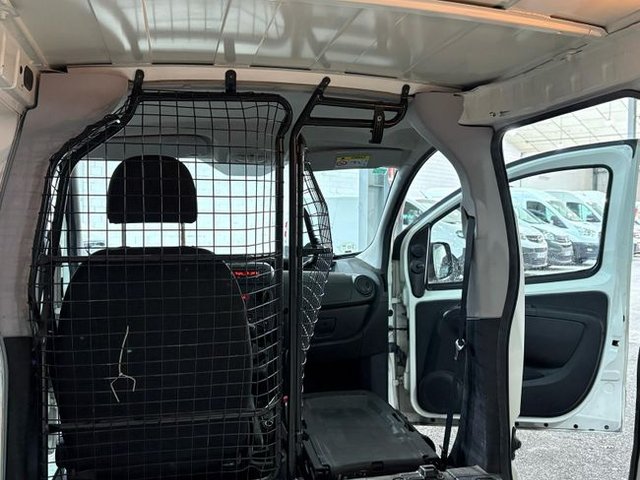 Fiat Fiorino Cargo Base 1.3Mjet 75cv E5+ Clase 2 Cargo Base 1.3Mjet 75cv E5+ Clase 2