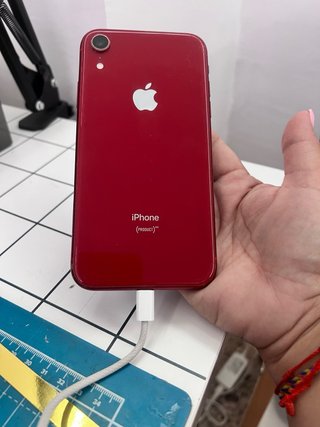 iPhone XR 64GB Rosso