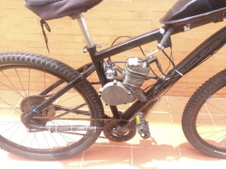 Bicimoto a motor