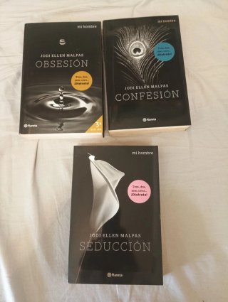 Lote de libros de novela romántica y erotica