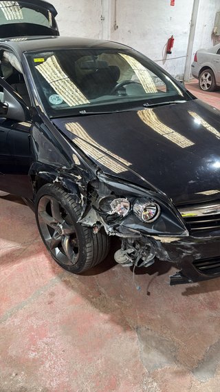 Opel Astra gtc 1.9 150 cv