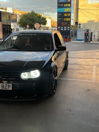 Volkswagen Golf 2002