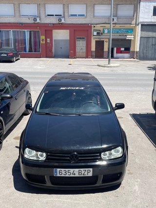 Volkswagen Golf 2002