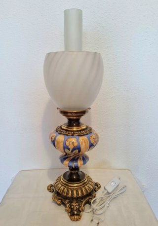 Lámpara de mesa Quinqué estilo clásico