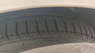 Llantas y Neumáticos 15