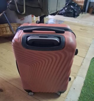 Maleta de viaje rosa