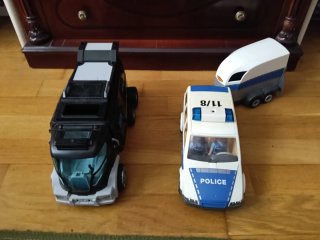 Playmobil Camión y Coche Policía con Remolque
