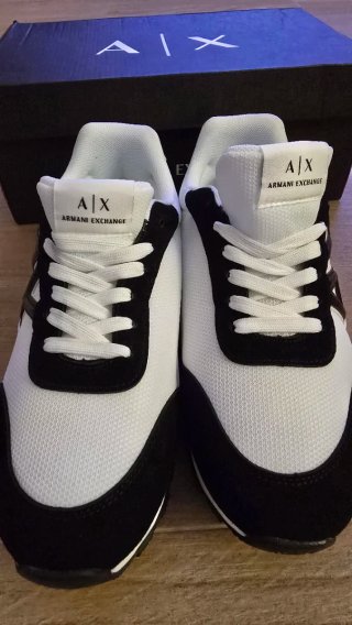 Zapatillas Armani Exchange Negras y Blancas