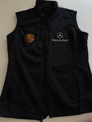 Chaleco Porsche & Mercedes Benz Negro