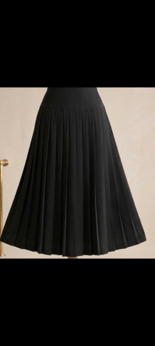 Falda midi plisada negra