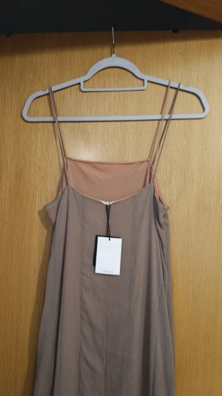 Vestido gasa color topo edición limitada