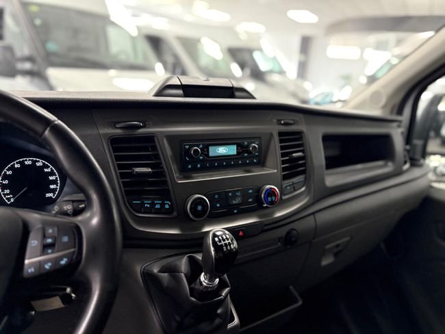 Ford Transit 2023, foto 18