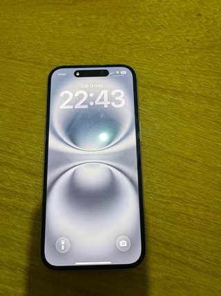 iPhone 16 blanco