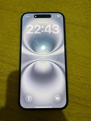 iPhone 16 blanco