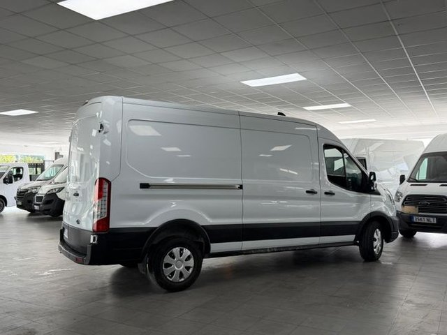 Ford Transit 350 96KW L3H2 VAN TREND FWD TAPICERÍA TREND/LIMITED NEGRA (TELA)