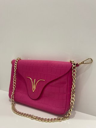 Bolso de mano u hombro rosa con cadena dorada