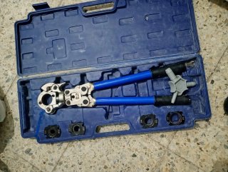 Herramienta de Prensado para Tuberías