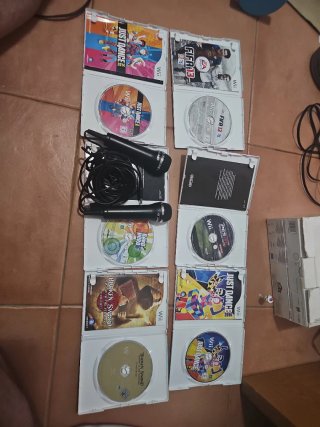 Lote Juegos Wii + 2 Micrófonos Nuevos