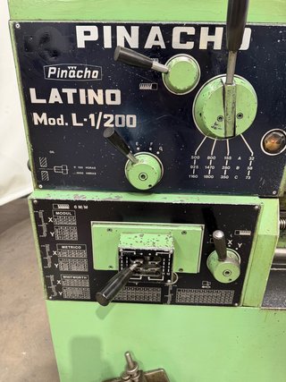 Torno Paralelo Pinacho Latino Mod. L-1/200