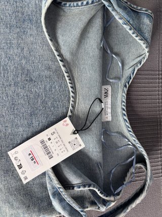 Top vaquero elástico Zara