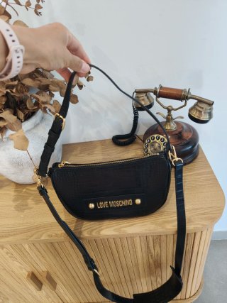Borsa Love Moschino Nero in Effetto Coccodrillo