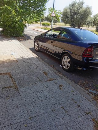Opel Astra 2004