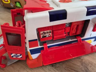 Ambulancia Juguete SOS Unit 23