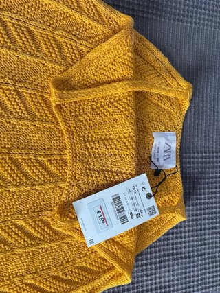 Top Zara tejido algodón amarillo talla 13/14 XS
