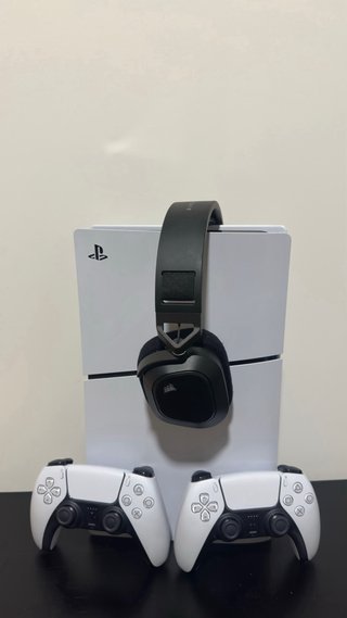 Playstation 5 Slim con lector y 2 mandos