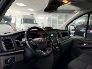 Ford Transit Custom VAN 2.0 TDCI 96KW 300 L1 TREND LUCES LED EN COMPARTIMENTO DE CARGA^KIT PROTECCIÓN DE CARGA (PAREDES Y SUELO)^PAQUETE VISIÓN TREND^