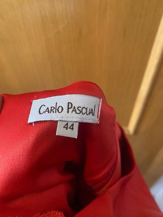 Vestido fiesta rojo con cinturón