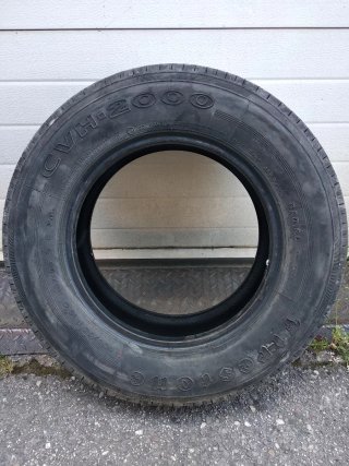 Cubierta Firestone CVH-2000 205/75 R16C