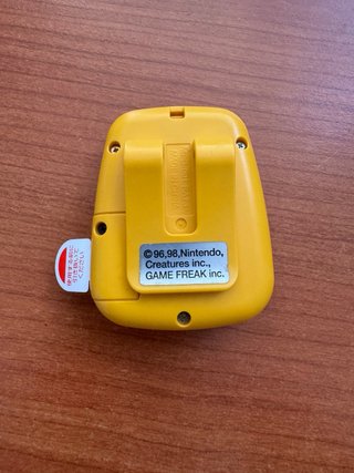 Pocket Pikachu Nintendo 1998 Giallo