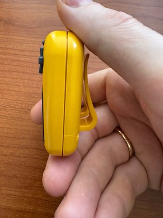 Pocket Pikachu Nintendo 1998 Giallo