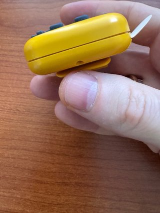 Pocket Pikachu Nintendo 1998 Giallo
