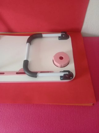 Mesa auxiliar plegable para cama y sofá